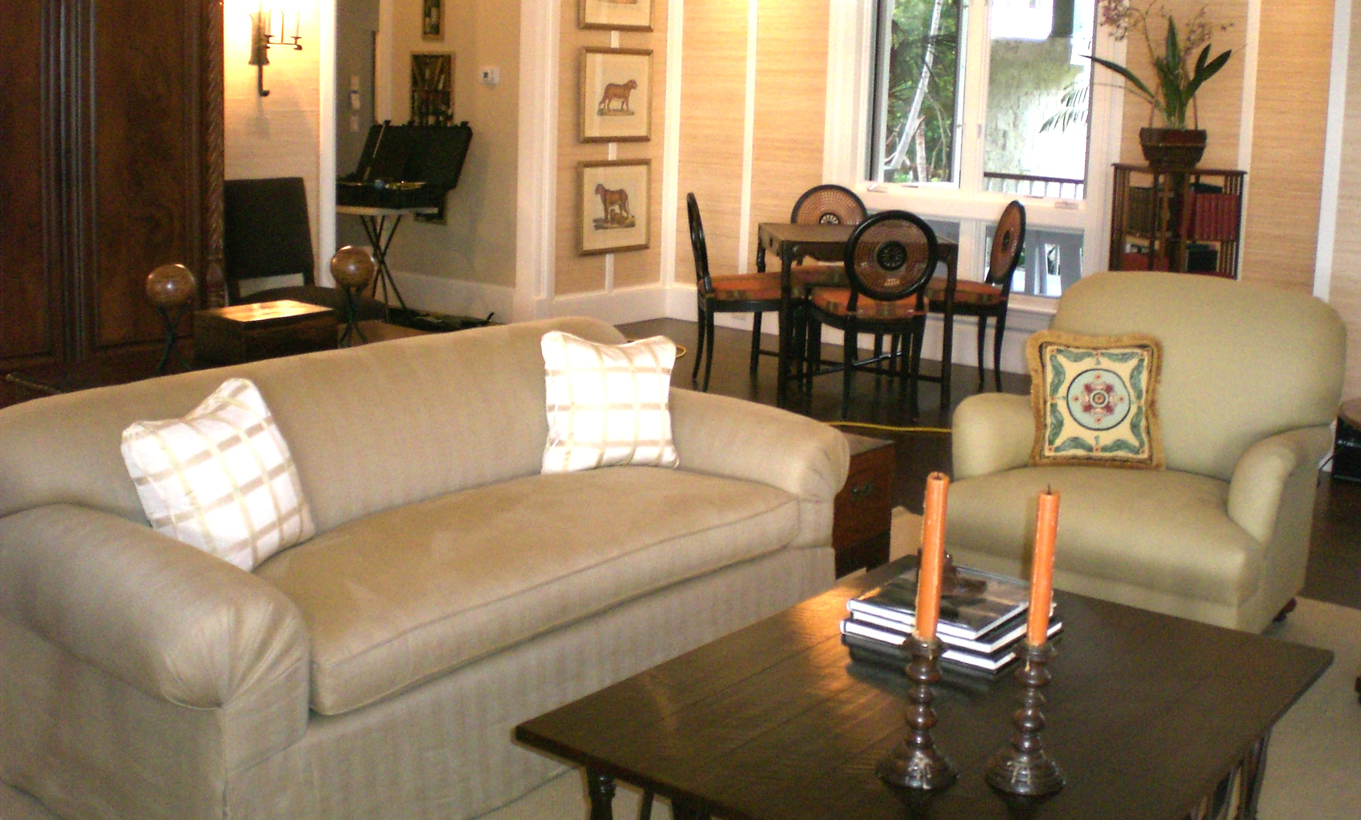 Loveseats1